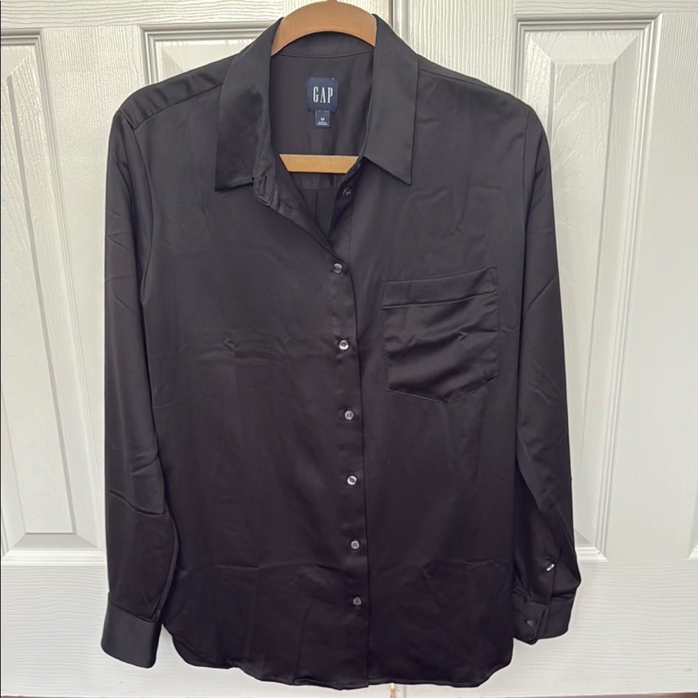 GAP Men's Black Shirt